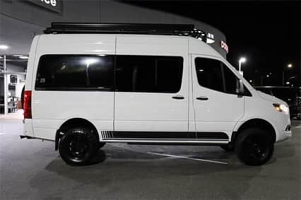 ケン・ロックゼンのインスタグラム：「Selling my 2020 4x4 144 Sprinter that’s been fully decked out and ready for camping, mountain bike trips, surf trips, etc. Bummed to get rid of it but I have no use for it since I am not based on the west coast anymore. It was such a fun build and we’ve had some good trips in it! Built by @mojavevans.  It’s in SoCal at @jstarautogroup. Click the link in my bio for more info or give Jared @ JStar a call. Asking $181k. Build sheet and more photos in my stories.」