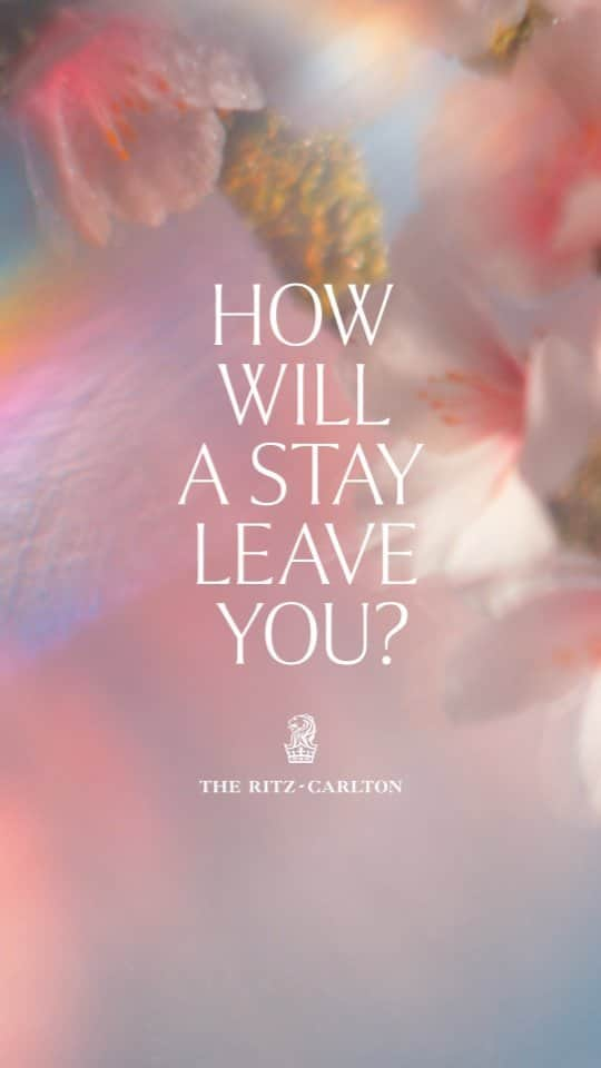 リッツ・カールトンのインスタグラム：「How will a stay leave you?  Between arrival and departure, find the moment that changes everything. Through the setting, the service, and the incomparable experience of The Ritz-Carlton, discover the unforgettable and leave transformed.」