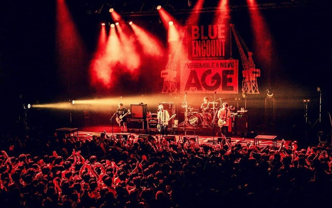 HIROKAZさんのインスタグラム写真 - (HIROKAZInstagram)「BLUE ENCOUNT 2MAN TOUR 2023『ASSEMBLE A NEW AGE』  Zepp Nagoya( 2023.10.12 )  ヤマダ📸( @yamada_mphoto )  ブルエンツアー名古屋あざしたー！久々の2マン誘ってくれてありがとやで！明日は大阪〜👀」10月12日 22時00分 - hirokaz04ls