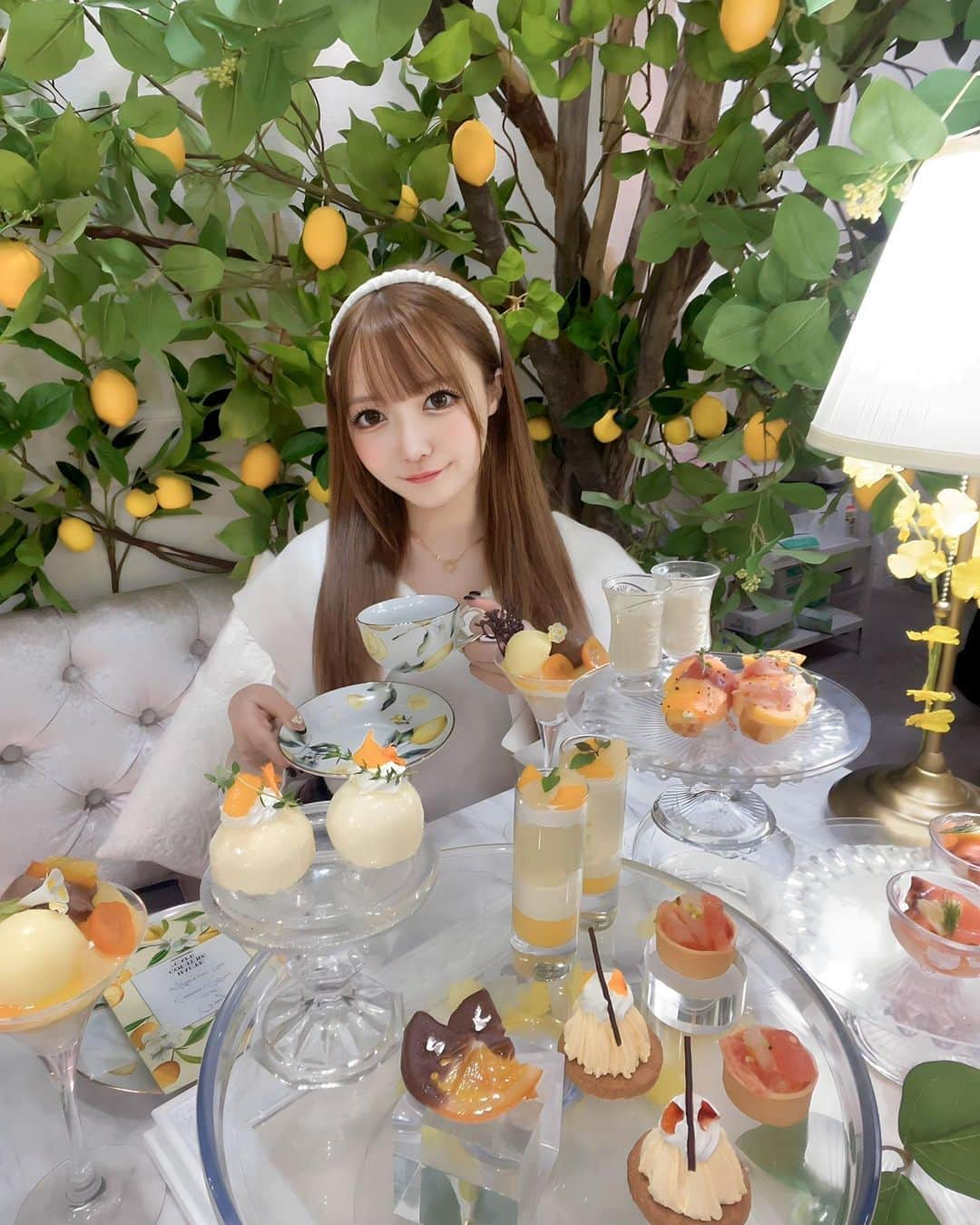 可愛あゆなさんのインスタグラム写真 - (可愛あゆなInstagram)「AfternoonTea🤍🍋🫖」10月12日 22時20分 - kawaiayuna