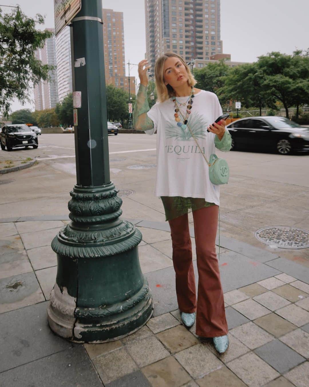 Amber Fillerup Clarkのインスタグラム：「🍎🫶🏼」
