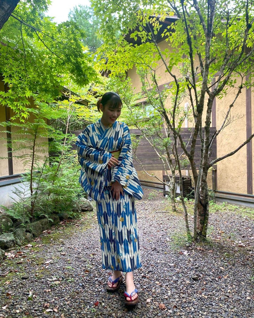 高城れにさんのインスタグラム写真 - (高城れにInstagram)「温泉🧖🏻‍♀️にも行きたいねぇ😊🍀☝🏻  #楽天トラベル #温泉旅行」10月12日 23時49分 - takagireni_official