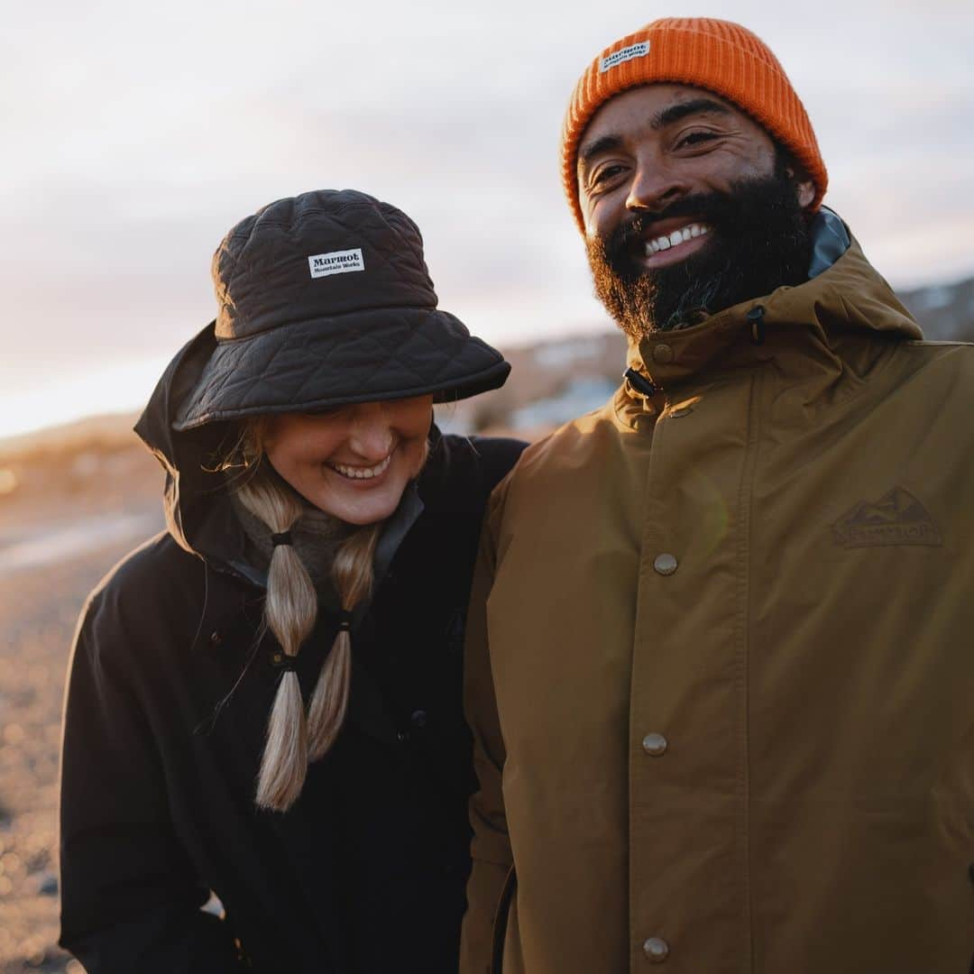 マーモットさんのインスタグラム写真 - (マーモットInstagram)「Save your hard shell for the hard stuff.   These laid-back, everyday rain parkas have a vibe straight out of the 70's with the innovative modern rain protection that you've come to trust in every Marmot rain jacket.   📷 : @biancagermain  #Marmot」10月13日 0時00分 - marmot