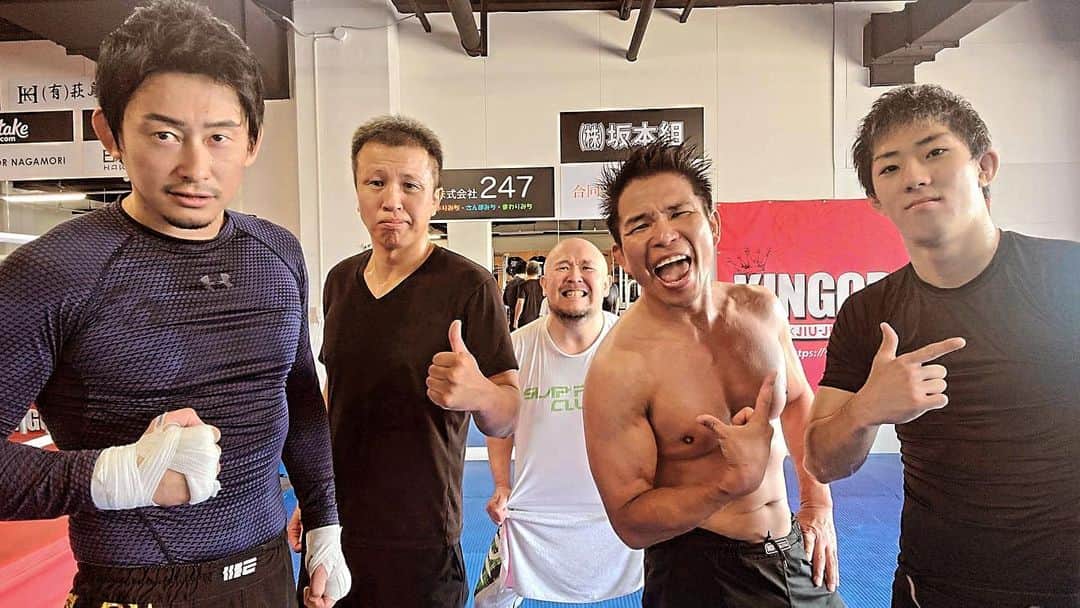 吉永啓之輔のインスタグラム：「俺たちはファミリーだ🫰」