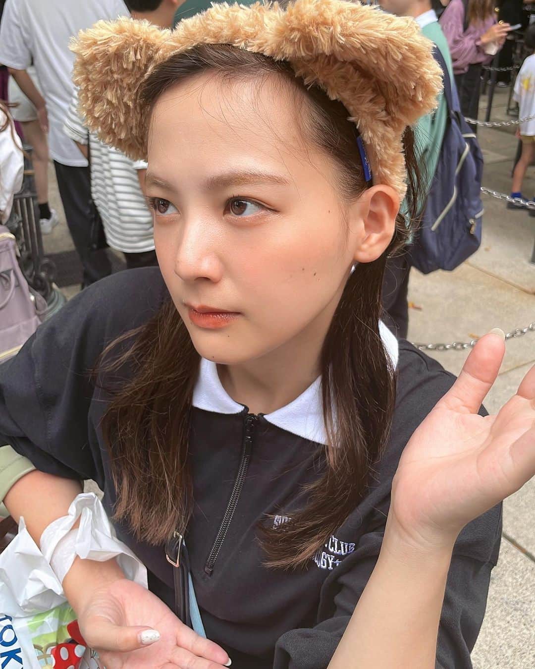 立野沙紀さんのインスタグラム写真 - (立野沙紀Instagram)「久しぶりにシー行った日⚓️ 風強すぎて髪型2〜3回くらい変えた。笑」10月13日 0時19分 - saki_tateno