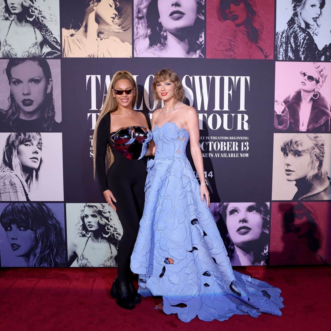 Glamour Magazineのインスタグラム：「The power this photo has… 🤯 #Beyoncé joined #TaylorSwift at the #ErasTour movie premiere, and it's honestly the women-supporting-women content we needed. Tap the link in bio to read the emotional post Taylor shared about her friendship with Beyoncé.」