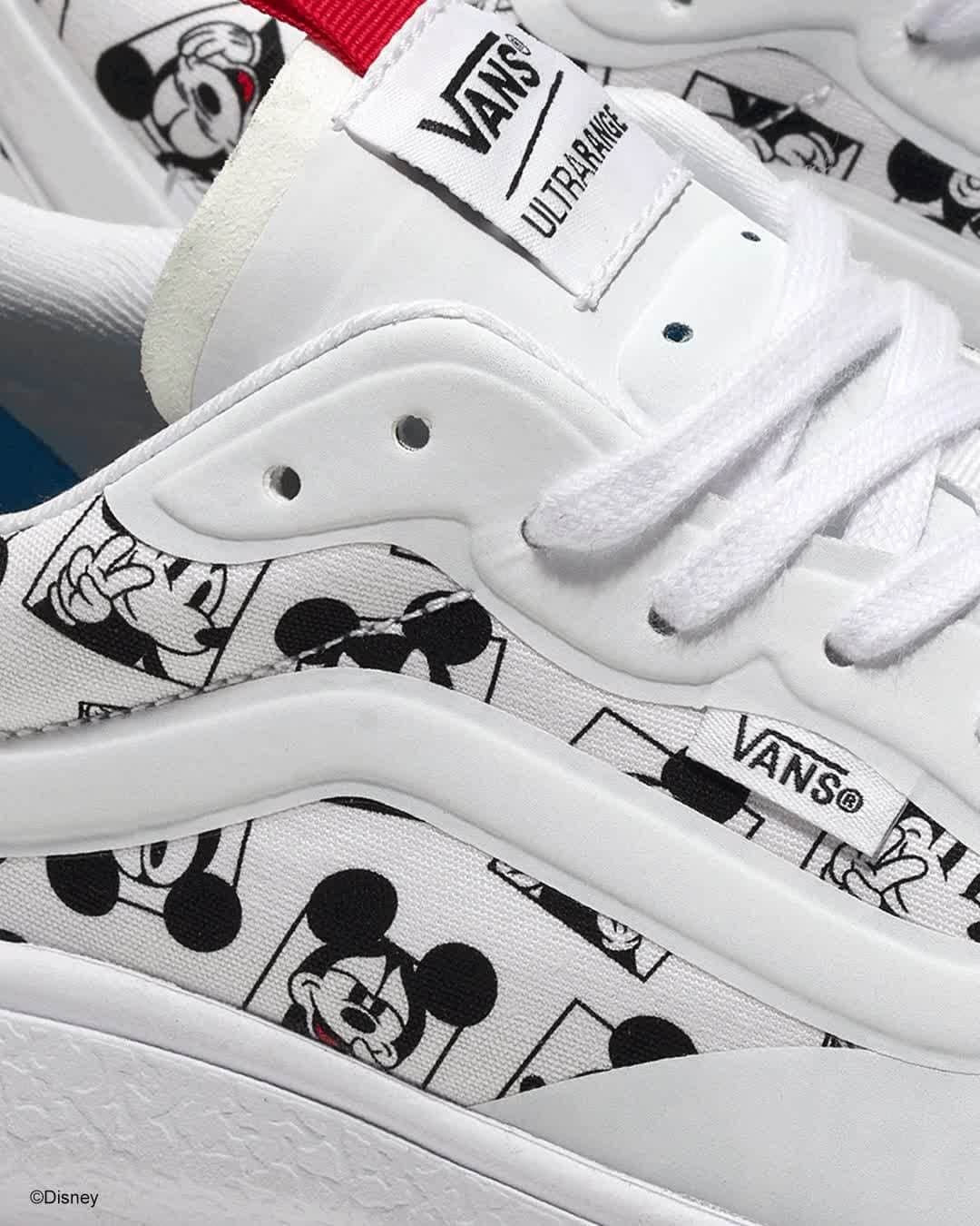 vansのインスタグラム：「Guess what, folks? The Disney x Vans fun is not done! Design your own Disney x Vans footwear exclusively through our Customs platform. Six new prints featuring Lilo & Stitch, Disney Princess characters and more, are available now at the link in bio.」