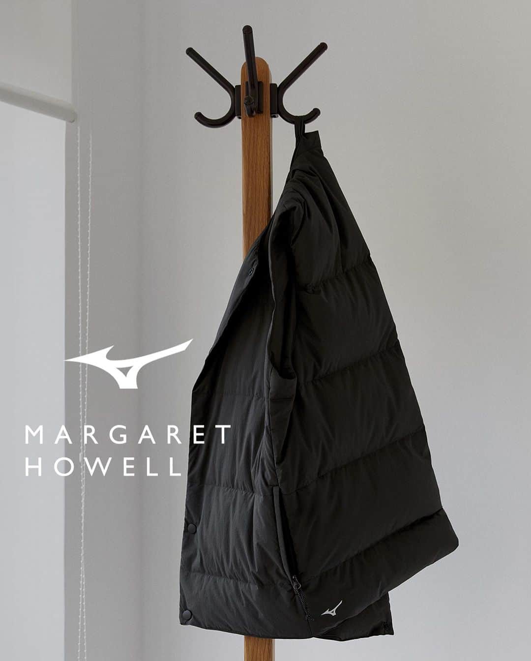 のインスタグラム：「Quilted Gilet in Nylon Poplin   #MargaretHowell #Mizuno」