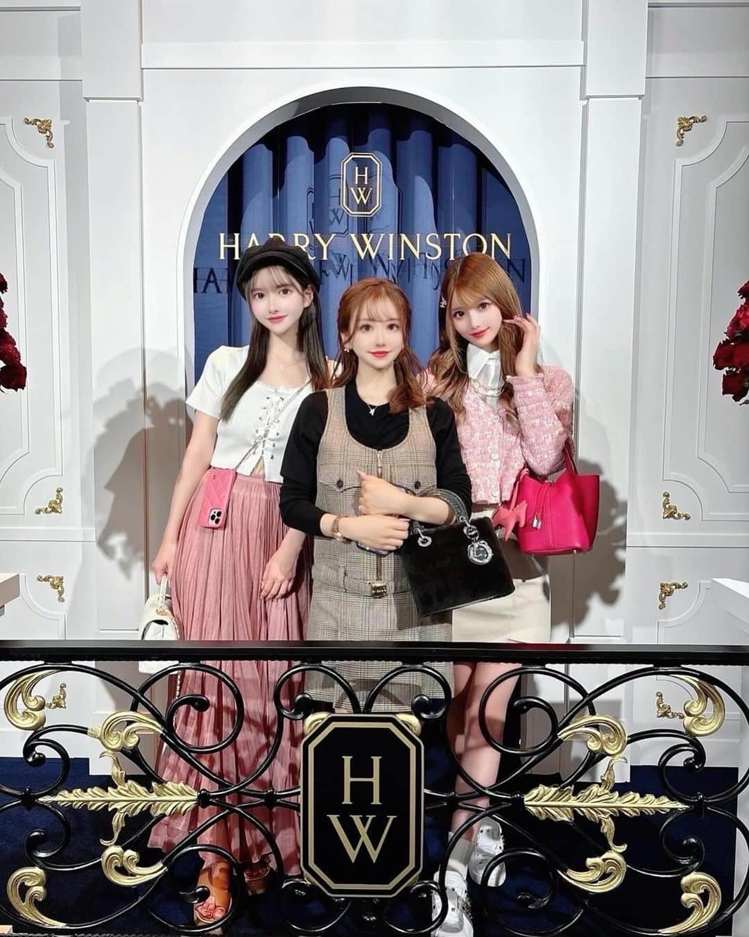 のインスタグラム：「HARRY WINSTON💍*.  #harrywinston #ハリーウィンストン」