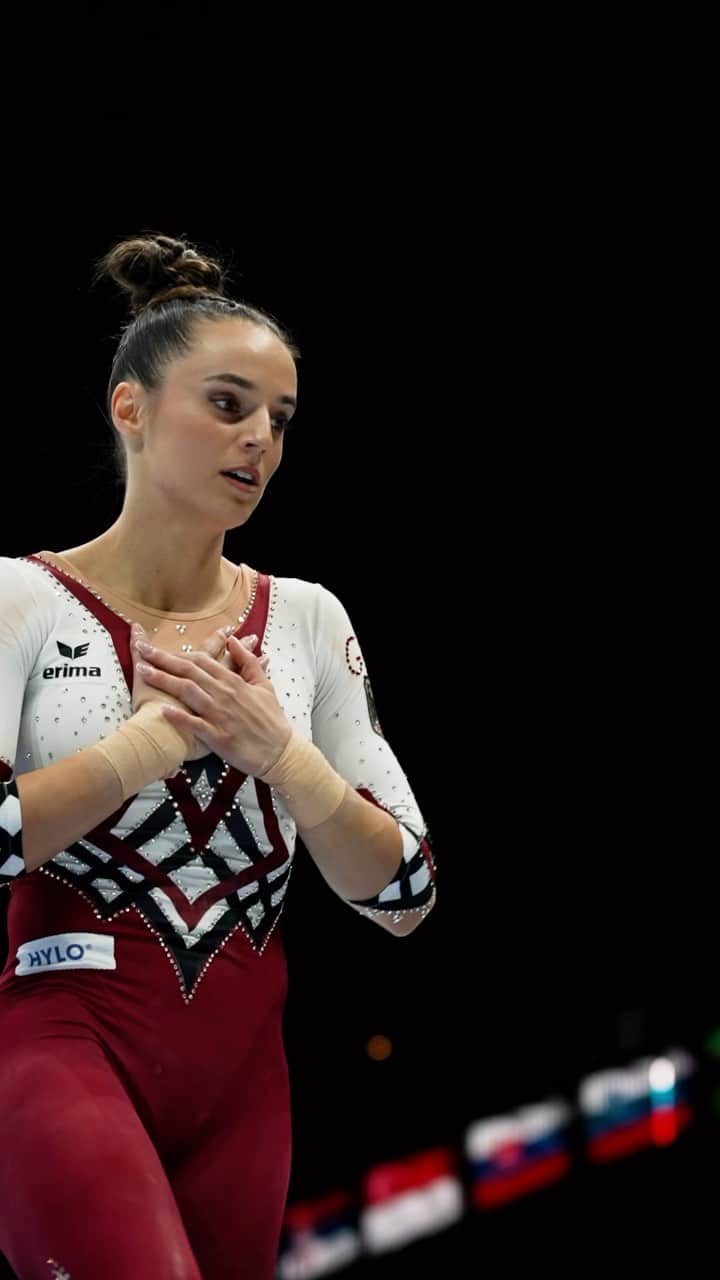 ポーリーヌ・シェーファーのインスタグラム：「There is no failure. You either win or you learn.  Keep going and never give up! ❤️‍🔥  #world #championchips #gymnastics #passion #work」