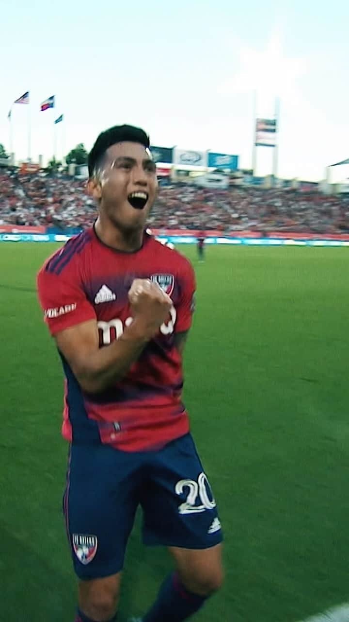 Major League Soccerのインスタグラム：「Baller. Alan Velasco is the best player in MLS under 22. 🇦🇷💎  22 Under 22 pres. by @drinkbodyarmor」