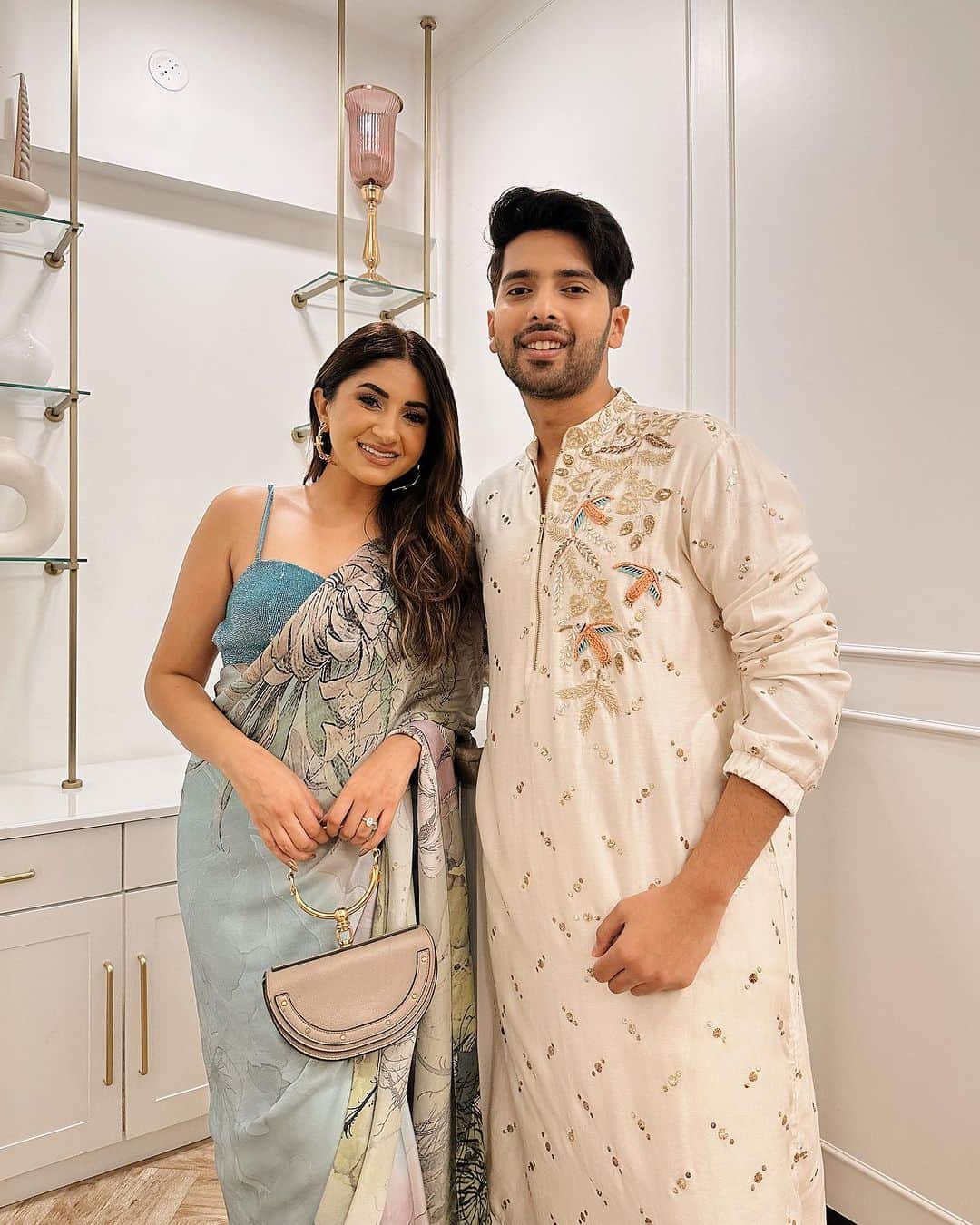Aashna Shroffのインスタグラム：「festive szn is finally upon us ✨  Armaan:  wearing @payalsinghal footwear @solefactor_ styling @malvika_tater   Aashna:  wearing @shantibanaras」