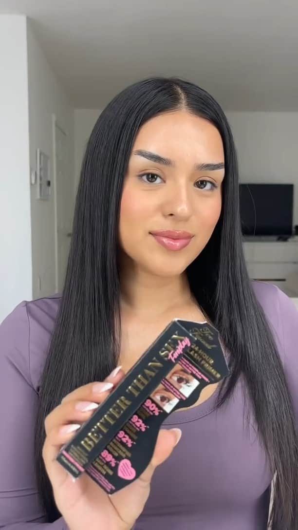 Too Facedのインスタグラム：「That before & after though 😍🖤 @malerieherreraa  uses our Foreplay Primer along with our Better Than Sex Mascara for these insane lashes! ✨ #regram #toofaced #tfcrueltyfree #mascaraprimer」