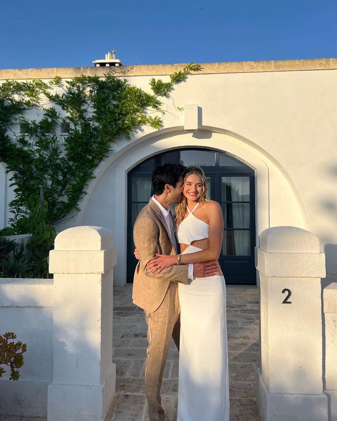 サンヌ・ヴロートのインスタグラム：「6 years ❤️swipe trough 2023, 2022, 2021, 2020, 2019, 2018 & 2017!」