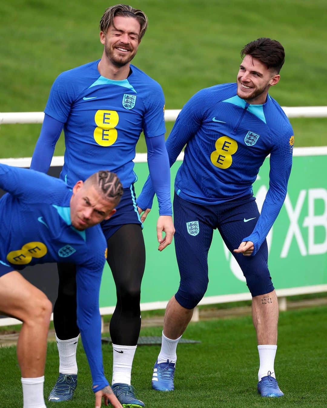 ジャック・グリーリッシュのインスタグラム：「Good weeks training with the boys, ready for tomorrow 🏴󠁧󠁢󠁥󠁮󠁧󠁿💙」