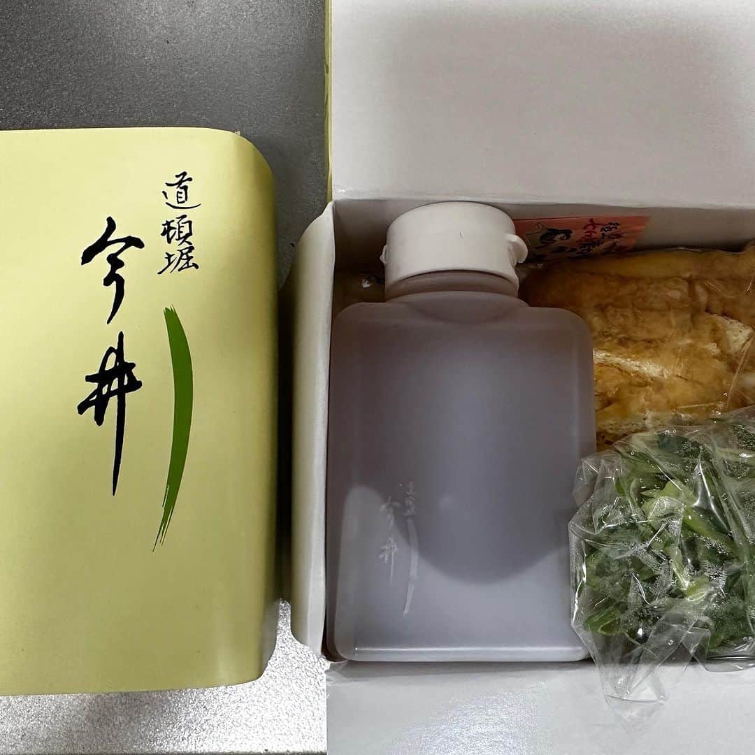 のインスタグラム：「道頓堀今井のうどんが美味しすぎる！！  大阪に行ってお店で食べてみたい。  @yumiko_hotta  @t_hearts2020  #堀田祐美子 #yumikohotta  #prowrestling  #プロレス #womansprowrestling  #女子プロレス  #hearts82 #thearts  #道頓堀今井  #うどん」