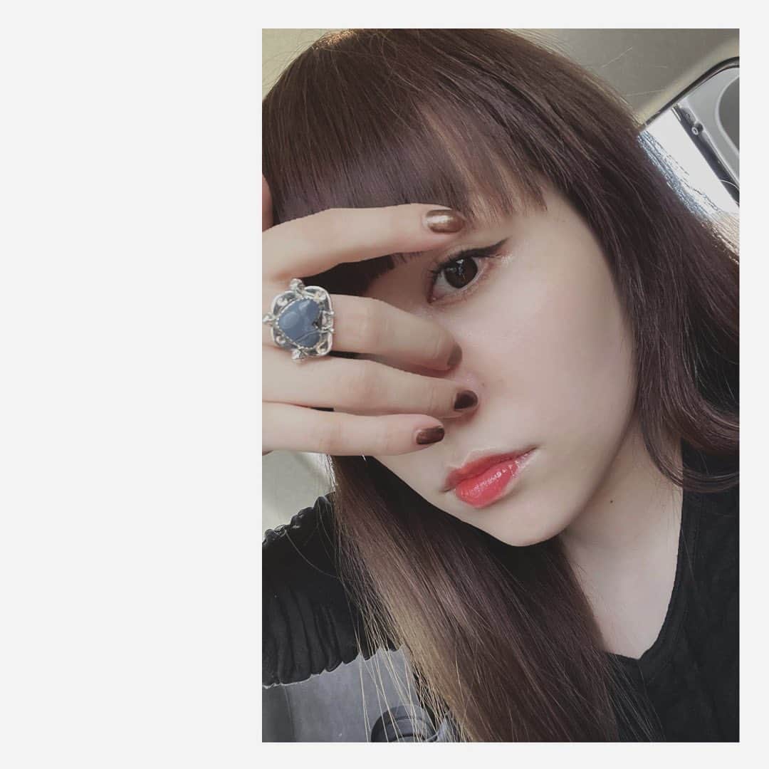 小原好美さんのインスタグラム写真 - (小原好美Instagram)「こんにちは 前髪が出現しました。 楽しいお仕事だったよ( *´艸｀)  #前髪ウィッグだよ #高校生の時ぱっつんだったなぁ #またやりたくなりました #コメントありがとう」10月13日 13時42分 - konomi_kohara0628