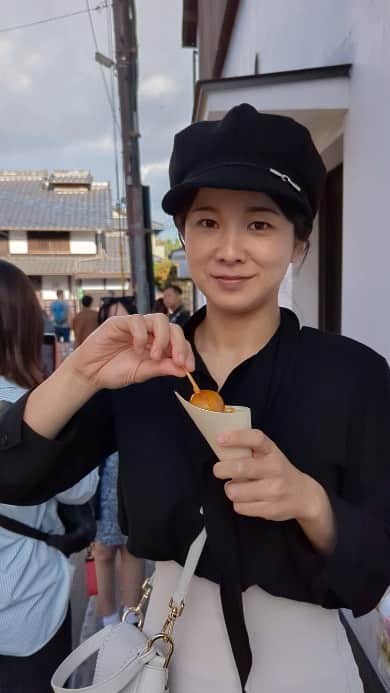 真田まことのインスタグラム：「いつかの食べ歩き🍡⁡ ⁡ #京都  #嵐山  #古都芋  #食べ歩き  #kyoto」