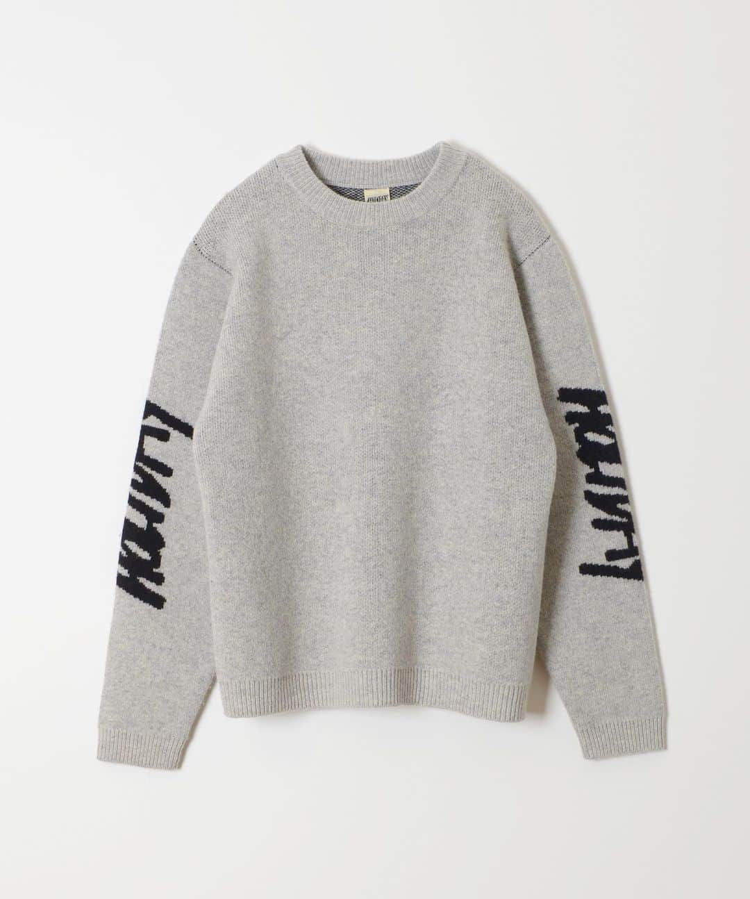 ホリデイのインスタグラム：「HOLIDAY 2023 FW  HOLIDAY ONLINE STORE Today at 17:00」