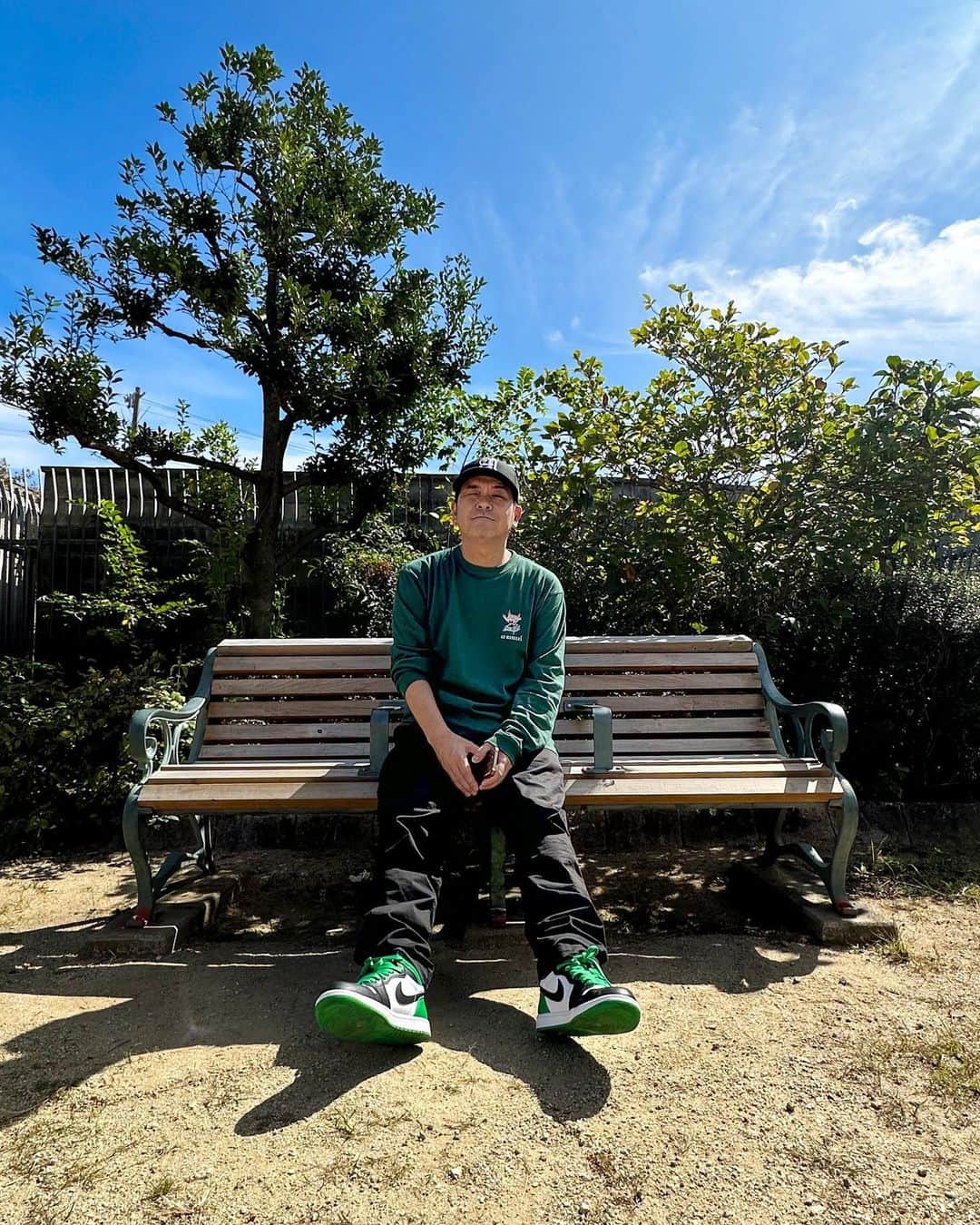 Juniorさんのインスタグラム写真 - (JuniorInstagram)「昼はまだ暑い🕷️  #散歩スパイダー」10月13日 14時30分 - redspider_jr