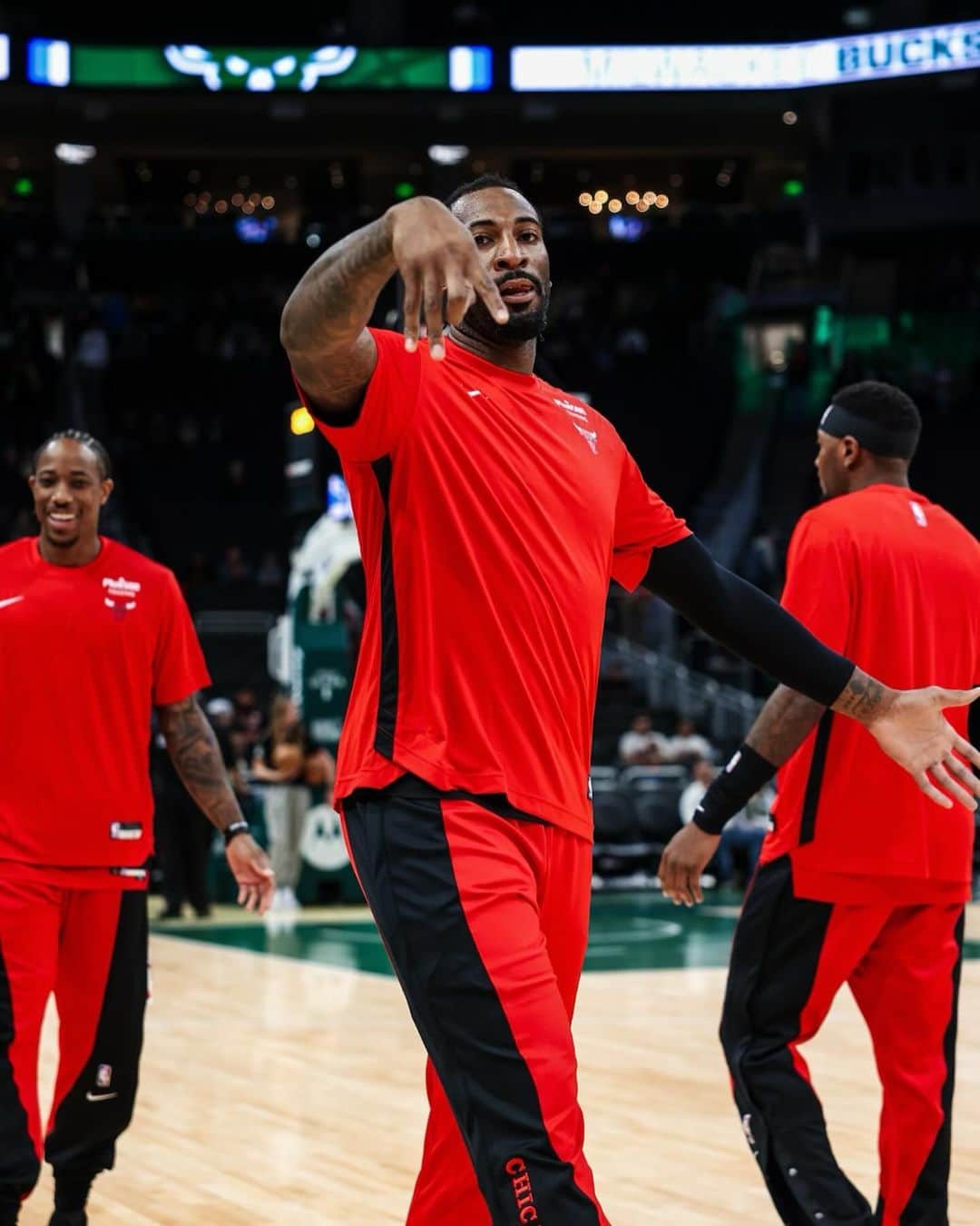 アンドレ・ドラモンドのインスタグラム：「Never rush to the destination… the journey is the best part 🫶🏾🏀 ❤️‍🔥  #So860」