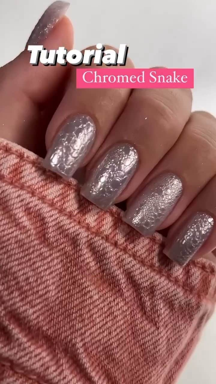 CosmoProf Beautyのインスタグラム：「The easiest snake skin + chrome tutorial you're ever going to see by @_nail_art_house_!  @_Nail_Art_House PRO TIP: apply a top coat over the chrome but do not cure it. Then put the bubbles over the uncured top and let it sit for 10 seconds. The final step is to cure for 60 seconds and wipe with alcohol.  Cosmo Prof offers everything you need to achieve this look, including @OPI's Chrome Effects Powder available through the link in our bio.   #CosmoProf #OPI #NailArt #SnakeSkin #NailTechLife #NailArtist」