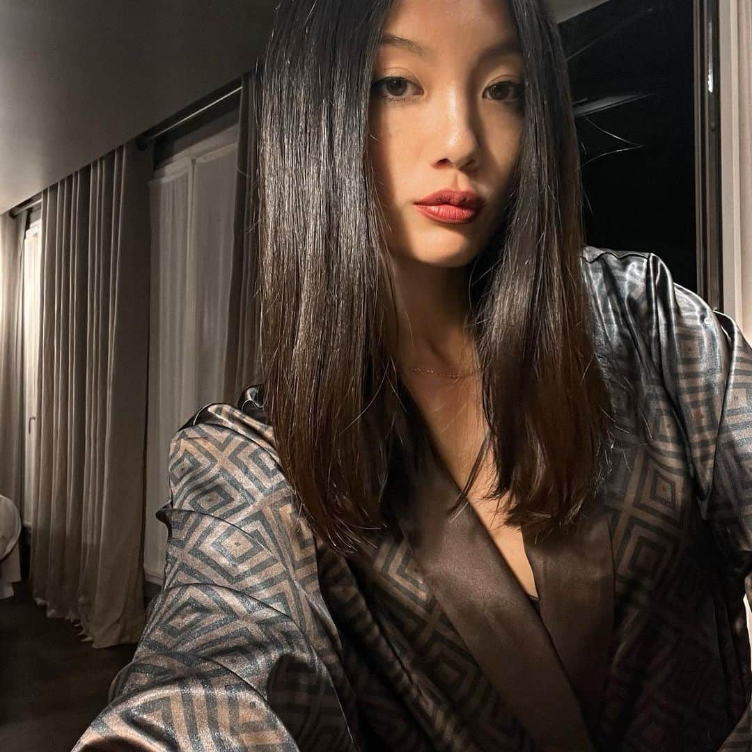 のインスタグラム：「ask me questions  久しぶりに一問一答します👀」