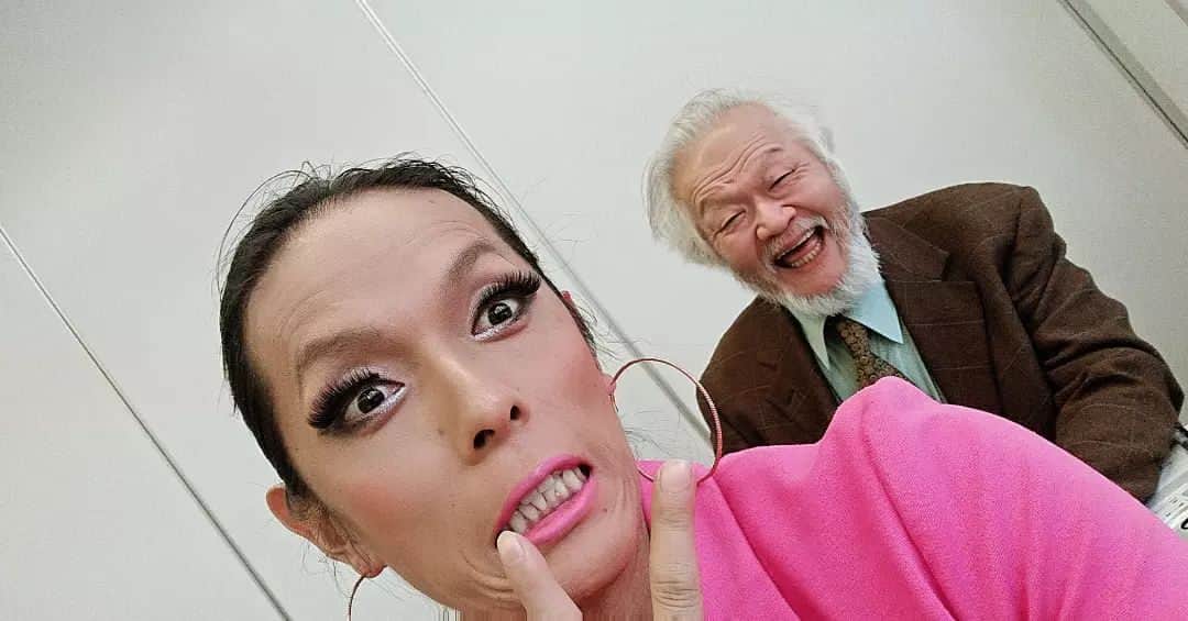 βのインスタグラム：「ジジさんと ジジ・ぶぅさん 爺釜(爆)」