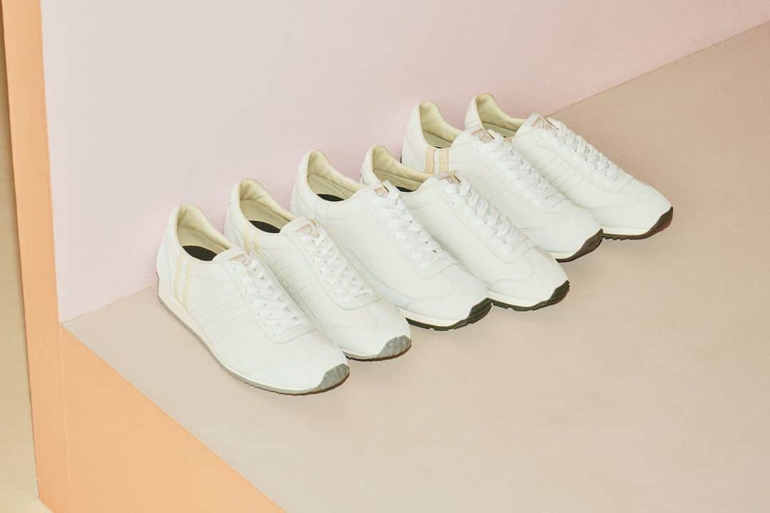 パトリックラボのインスタグラム：「「マラソン」、「ボストン」、「アイリス」の3モデルでパック提案です。パックシリーズって無性にワクワクしませんか？  各シーズンのコレクションにはテーマがありますが、その中で更に世界観を感じられる特別なシリーズになっています。  シューレースの先端など、3モデル共通でベージュを合わせるなど、優しい風合いに拘ったアイテムです。  @patrick_jpn  #patrick_labo #patrickshoes #sneaker #shoes #パトリック #パトリックスニーカー」