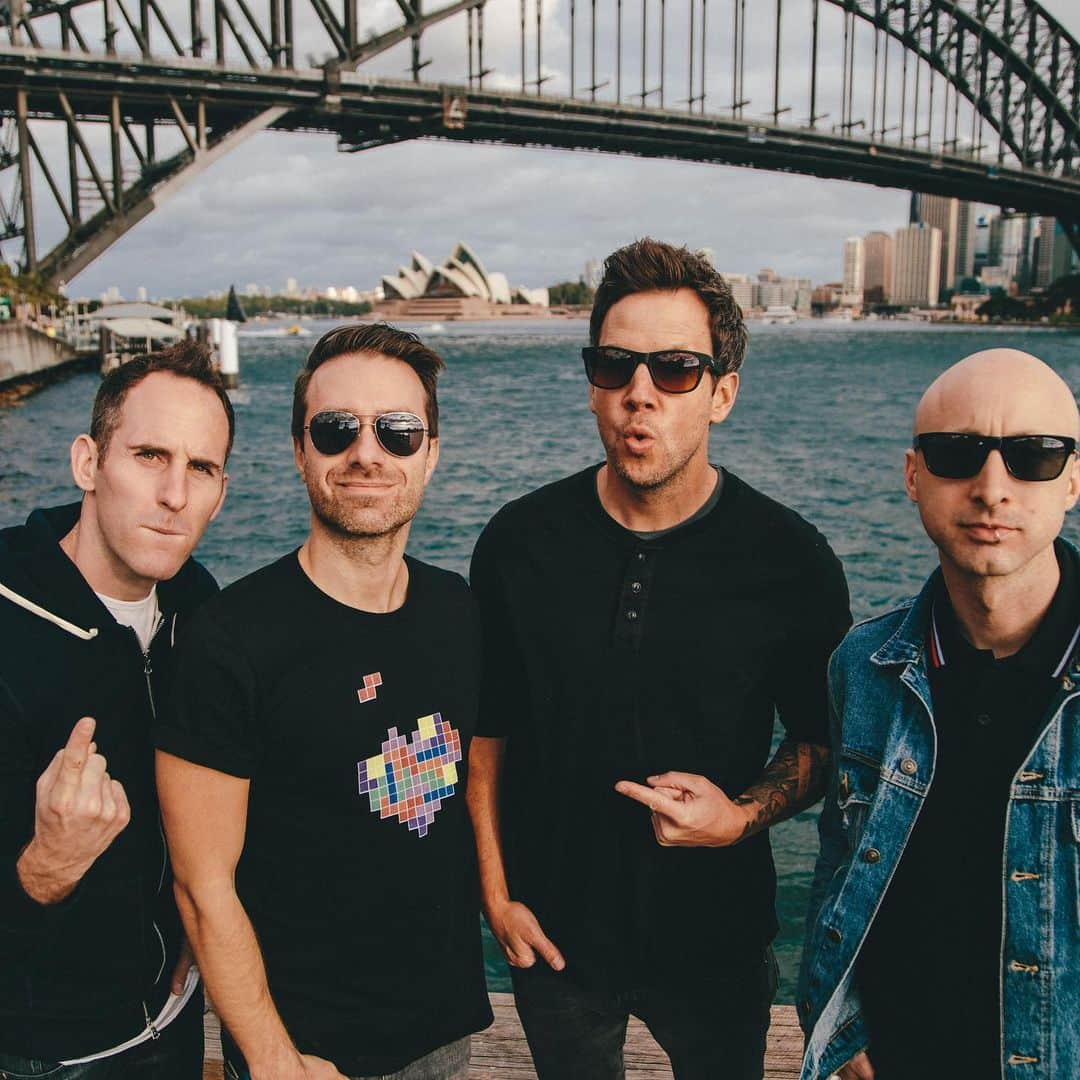 Simple Planのインスタグラム：「Australia! Tickets for our 2024 tour with our friends @boyslikegirls and @wethekings are on sale starting now at officialsimpleplan.com ! 🇦🇺🇦🇺🇦🇺  We've got 5 awesome shows lined up across the country and we can't wait to be back playing for everyone! 🤩  We’re also offering some amazing VIP options and they are also on sale now! You can choose between 3 different upgrades:  1- The TRL Soundcheck Party 2- The Ultimate Side-Stage Experience 3- The VIP Pizza Party!  All 3 tiers are available exclusively at officialsimpleplan.com   Make sure you grab your tickets and VIP spots before they’re gone!   See you at the shows! 🤘⚡️🤘  April 7th | Perth | @metrocityperth  April 9th | Adelaide | @adelaideentertainmentcentre  April 11th | Melbourne | @mcourtarena  April 13th | Sydney | @hordernpavilion  April 14th | Brisbane | @thefortitudemusichall」