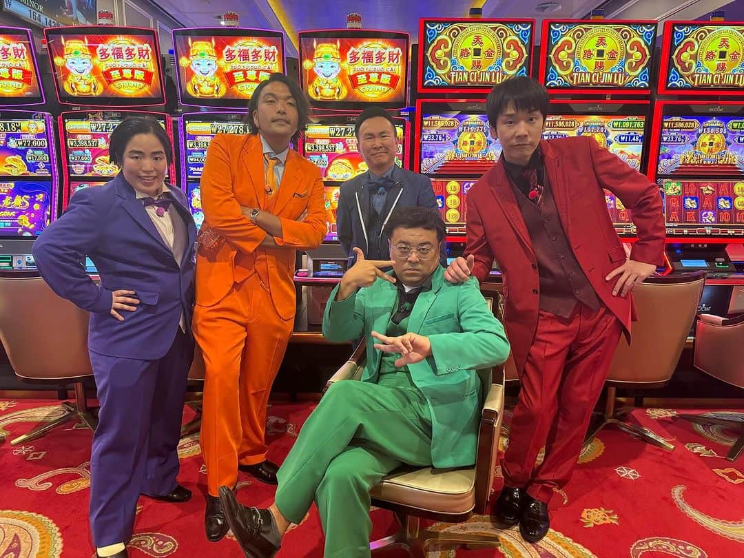 久保田和靖のインスタグラム：「韓国日帰りロケ ヤバすぎる内容 Yahooニュースには 確実にのるだろな。 逮捕者もでるかもな。 お楽しみに  #リリーもいるよ」