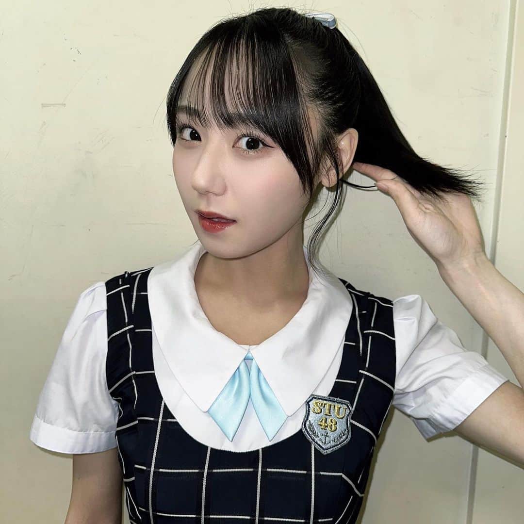 兵頭葵のインスタグラム：「.  今年はたくさんポニテしてます👱🏻‍♀️  #ポニーテール  #STU48 #兵頭葵」