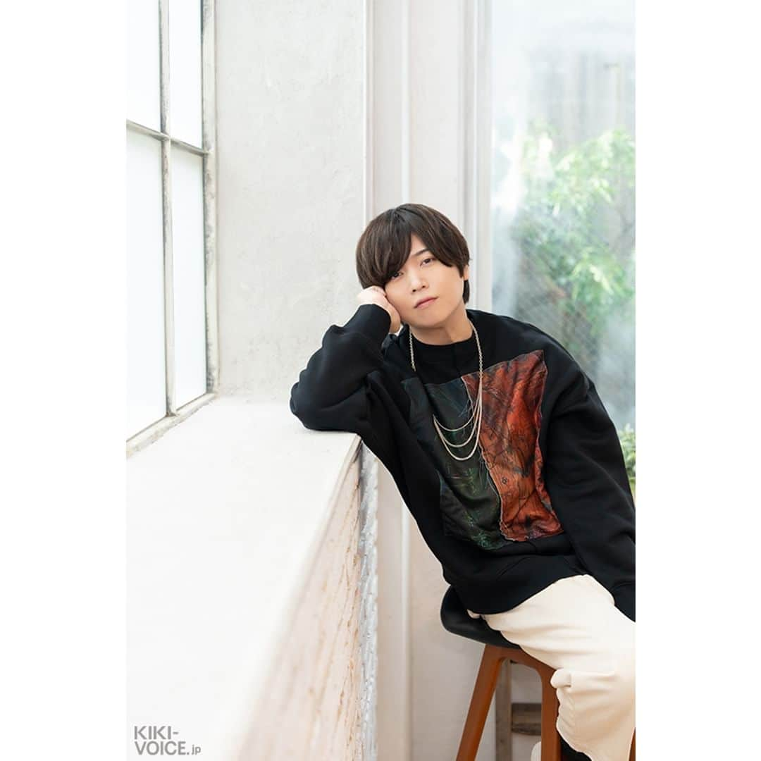 VOICE Newtypeさんのインスタグラム写真 - (VOICE NewtypeInstagram)「・ 「ボイスニュータイプ」のWEBサイト[KIKI]で 声優・ #斉藤壮馬 さんによる新連載 「斉藤壮馬の健康で文化的な最低限度の生活」が本日よりスタートしました！  .  ボイスニュータイプ本誌にて好評の 「斉藤壮馬の健康で文化的な最低限度の生活」が KIKI でも定期連載として登場！  第０回は本誌連載から読んでいた方にも見覚えのあるタイトルのお話も。 ぜひ、斉藤さんの文章の世界を毎月お楽しみください。  .  プロフィールのURLから[KIKI]にアクセス▶@voice_newtype  連載記事は「Journal 連載」のバナーからチェックできます🥰  ▼記事URL https://kiki-voice.jp/journal/1713  .  #KIKIVOICEJP #声優 #ボイスニュータイプ #voicenewtype」10月13日 12時22分 - voice_newtype