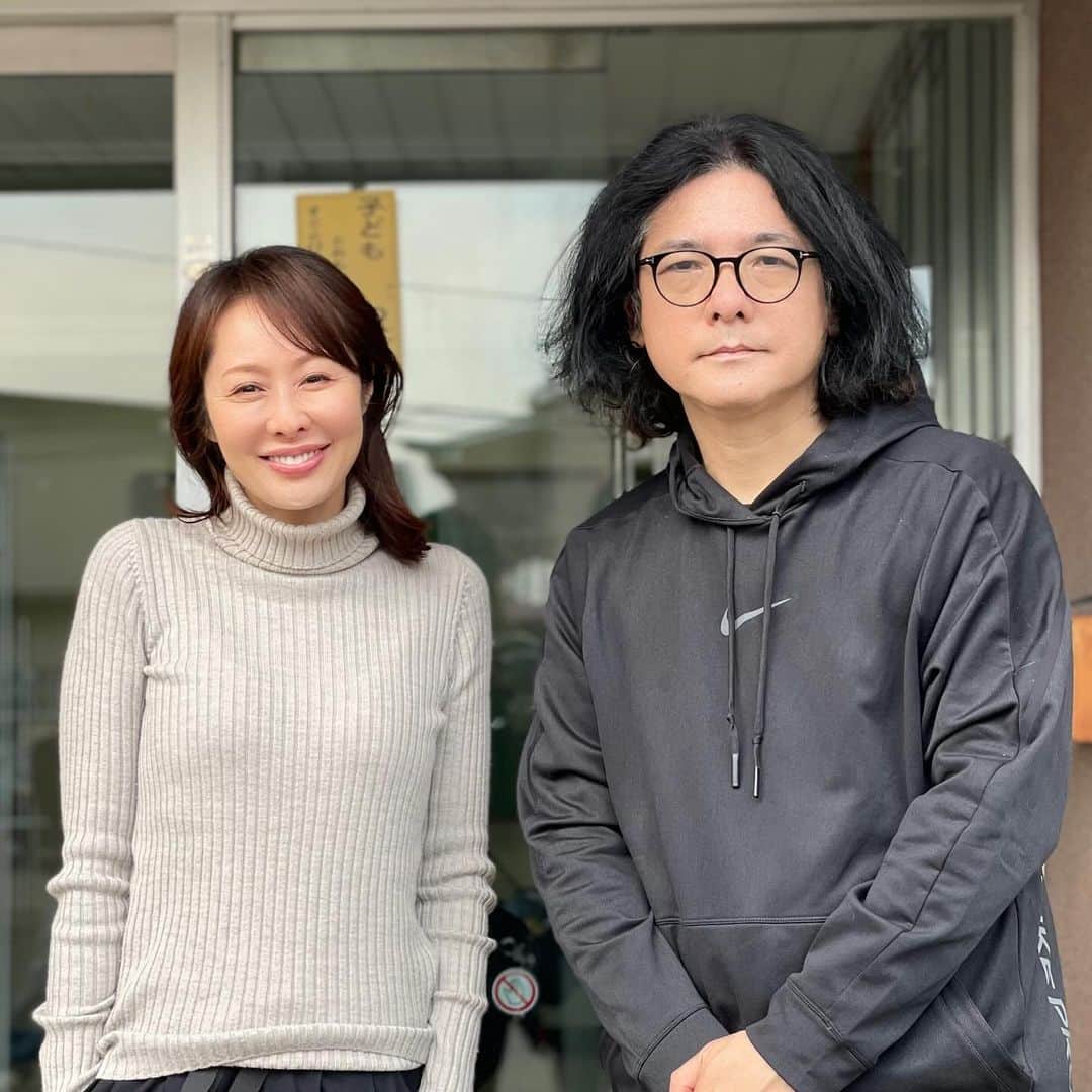 藤井美加子さんのインスタグラム写真 - (藤井美加子Instagram)「📽️💙 映画「キリエのうた」本日公開🎵  アイナちゃんの魂に響く唄声を是非劇場で受け取ってください。  私も少し出てます、是非探してみて下さい。遂に憧れの岩井組に参加できた大切な愛おしい作品です。  #キリエのうた @kyrie_uta」10月13日 13時11分 - mikako_miki
