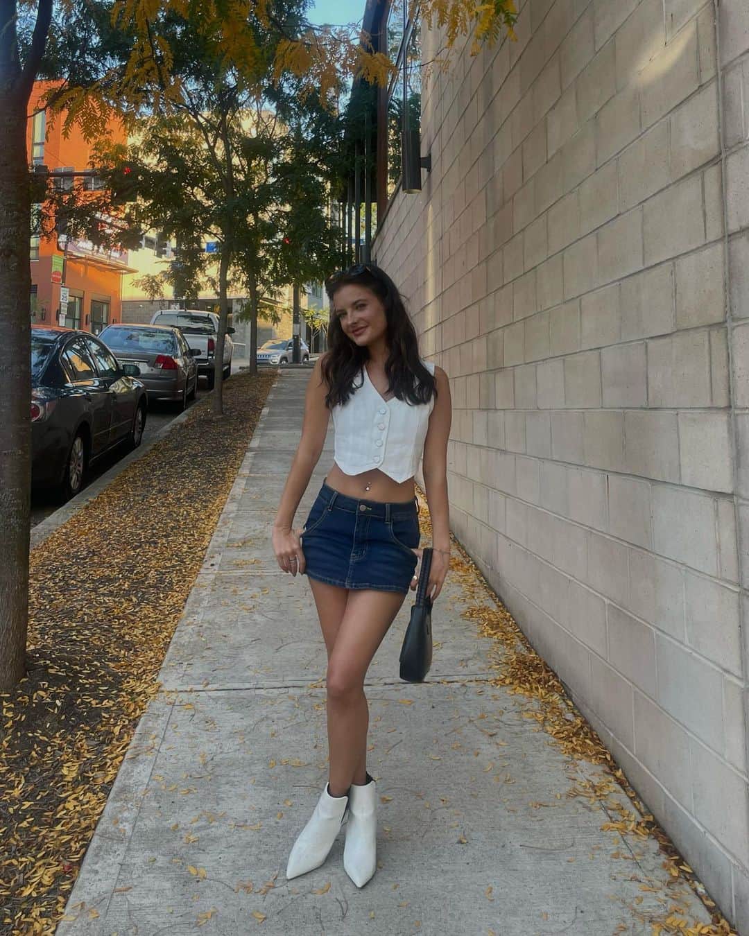 Brooke Marie Hylandさんのインスタグラム写真 - (Brooke Marie HylandInstagram)「I told you I was going to wear white after Labor Day 🤷🏻‍♀️」10月13日 22時50分 - brookehyland