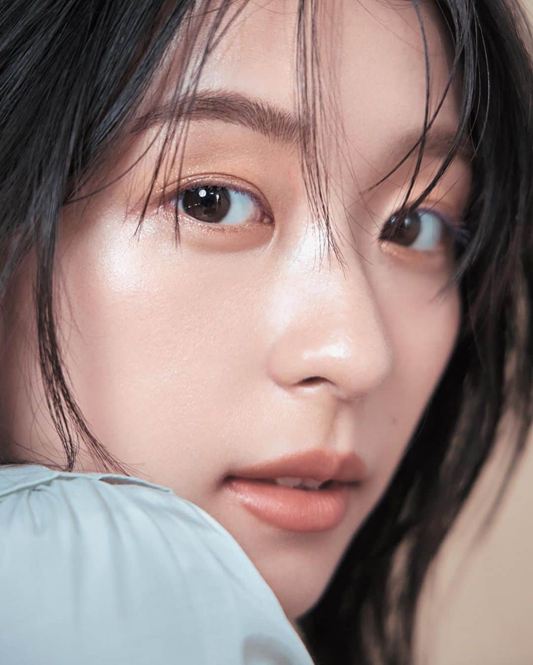 林由香里さんのインスタグラム写真 - (林由香里Instagram)「@bitekicom   #hair #makeup #アイブロウ」10月13日 22時48分 - yukarihayashi