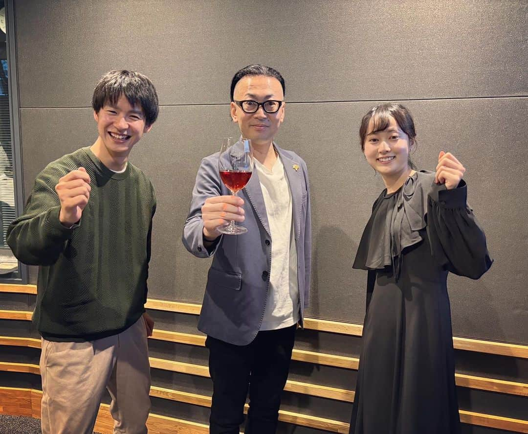 ひぐち君さんのインスタグラム写真 - (ひぐち君Instagram)「NHK ラジオ第一📻 『北海道まるごとラジオ』にて、 十勝のワイン&厚岸のウイスキー をご紹介させていただきました🍷🥃 ぜひお聞きください👏 https://www.nhk.or.jp/radio/ondemand/detail.html #北海道まるごとラジオ  #日本ワイン 🇯🇵 #japanesewine #vinjaponais  #일본와인 #日本葡萄酒  #wine #vin #vino #wein #vinho  #와인 #葡萄酒 #ワイン #余市町ワイン大使 🍷 #髭男爵ひぐち君の語る日本ワインサロン 🥂 https://amzn.to/3DBTsSl #ひぐち君の日本ワイン会  https://bit.ly/2KJ9DQy @higehiguchi」10月13日 22時59分 - higehiguchi