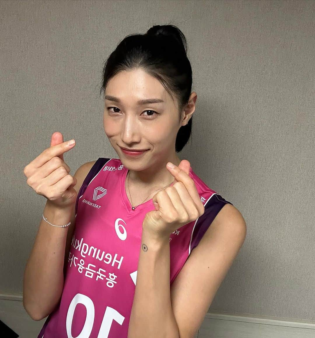 キム・ヨンギョンさんのインスタグラム写真 - (キム・ヨンギョンInstagram)「💖」10月13日 23時18分 - kimyk10