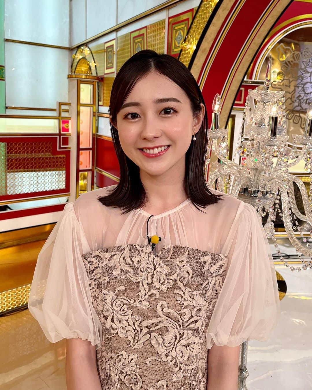 若林有子のインスタグラム：「本日の金スマ、ご覧いただけましたか？  「心が震えたTBSドラマTOP30」をお届けしましたが、 懐かしいものやハマったもの、見返したくなるドラマがたくさんありました👀💡 皆さんの好きなドラマはどれでしたか？  そして明日は、王様のブランチとオールスター感謝祭です！ 新ドラマからのゲストもたくさんいらっしゃいますよ〜😆  この秋のドラマも一緒に楽しみましょう！  #金スマ  ワンピース: LAGUNAMOON  パンプス: DIANA アクセサリー: Vendome Aoyama」