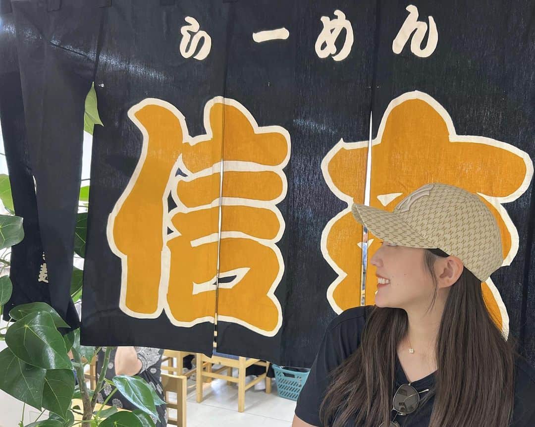 岩﨑名美のインスタグラム：「この世で一番好きな味噌ラーメン。🍜  北海道からはるばる池袋に期間限定で、、ありがたい🫶  年一信玄遠征しに札幌行くくらいすきです。 素晴らしく美味しかった、、、たまご麺っぽいちゅるちゅるの麺が最高でなんといってもスープが病的に美味。。来てくれて大感謝でございました😭😭！」