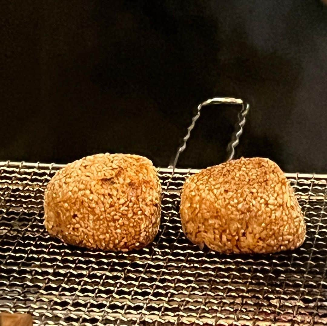 チョン・ソニさんのインスタグラム写真 - (チョン・ソニInstagram)「태닝 🍙」10月13日 15時13分 - somewheregreeny