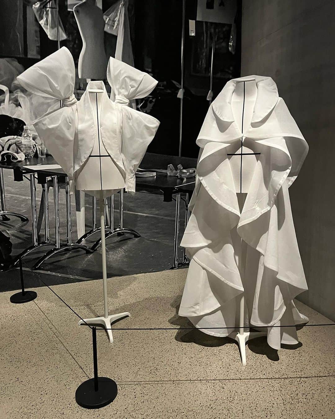 アレクシマビーユのインスタグラム：「Tarlatane Patterns for @fredrikrobertsson #wardrobe #exhibition @liljevalchs #museum #thedressmakestheman #bravo @susannastromquist #curation #atelierwork #toiles #tarlatane @alexismabille #alexismabillehautecouture」