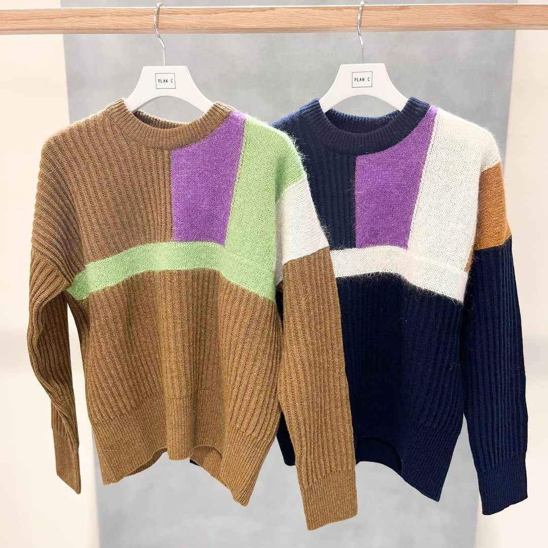 HANKYU.MODEさんのインスタグラム写真 - (HANKYU.MODEInstagram)「. ALIITA & PLANC FALL WINTER 23 NEW COLLECTION At 3F MODE  PLAN Cから「ALIITA」ハロウィンシーズンにおすすめのジュエリーをご紹介。  10/20(金)から「ALIITA」製品をご購入のお客様に、オリジナルチョコをプレゼント。※数量限定のためなくなり次第終了  詳細はスタッフまでお尋ねください。  Page1　ALIITA  オバケネックレス　81,400円　 帽子ネックレス　81,400円 かぼちゃネックレス　81,400円  Page2 ALIITA オバケミニネックレス　78,100円 コウモリネックレス　81,400円  Page4　ALIITA うさぎリング　47,400円 パール付きエナメルうさぎピアス　48,400円 にんじんネックレス　81,400円 パール付きうさぎネックレス　57,200円  Page5　ALIITA ネコネックレス　49,500円 チェリーネックレス　104,500円 バスケットネックレス　86,900円 エナメルキノコネックレス　51,700円  Page6　ニット　126,500円 Page7　モヘアニット　119,900円  Page8 ニットカーディガン　163,900円 スカート　156,200円  Page9 ブラウス　90,200円 ジレ　218,900円 パンプス　115,500円 スカート　96,800円  Pgge10 モバイルホルダー　33,000円 ビアンカポーチ　53,900円  #aliita #アリータ #aliitajewelry #planc #プランシー  #hankyumode  #hankyu #阪急百貨店 #阪急うめだ本店 #阪急本店 #うめはん #コート #ジャケット #ニット #ブレスレット #リング #23AW #ファッション #ootd #hankyumode23aw #hankyumode23awouter #hankyumode23awaccessory #ハロウィン #Halloween」10月16日 12時00分 - hankyumode