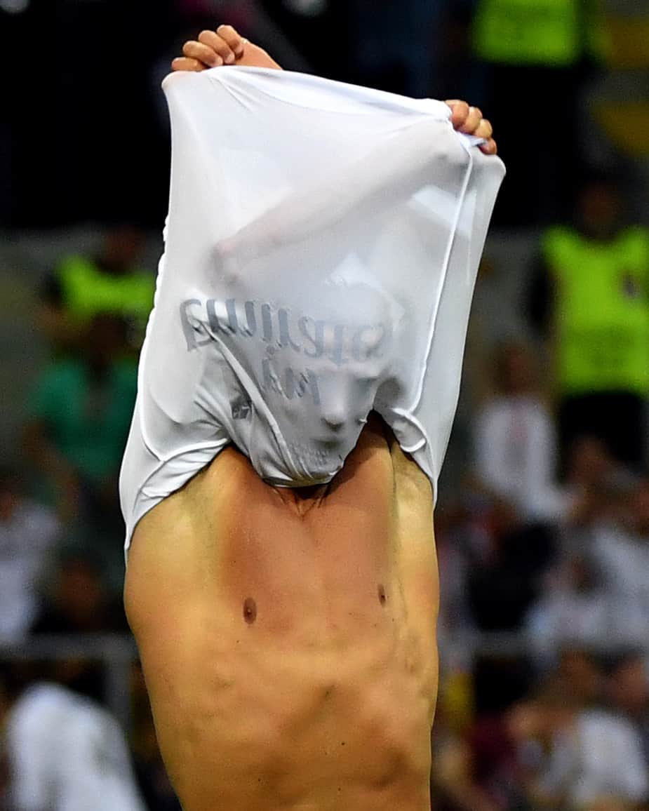 UEFAチャンピオンズリーグのインスタグラム：「Who's this? 🧐  #UCL」
