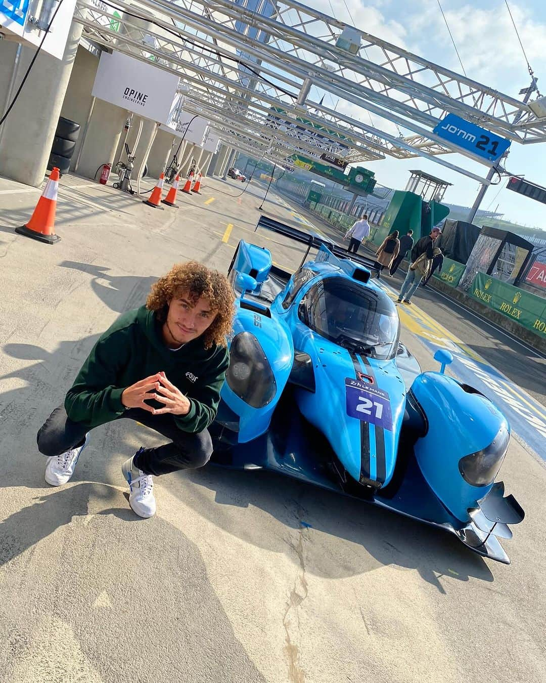 Kwebbelkopさんのインスタグラム写真 - (KwebbelkopInstagram)「Visiting Budapest, seeing some of the sickest cars on the planet, and being driven in a Nissan GT-R at high speeds… my GRAN TURISMO experience was a success even before I got to see the excellent film! As someone who turned his love for gaming into a professional career himself, meeting up with Jann Mardenborough was a genuine pleasure.   The feel-good story of 2023 #GranTurismoMovie is now available on @pathethuis. Buy it now and keep it forever. #ad」10月13日 17時19分 - kwebbelkop