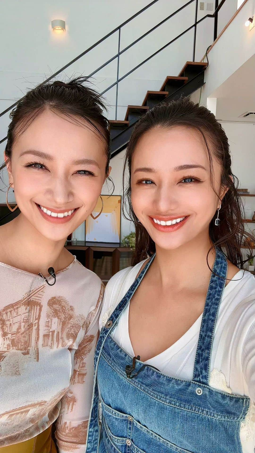 高橋メアリージュンのインスタグラム：「Takahashi sisters👭 #高橋姉妹 @takahashiyu.official  #高橋ユウ」