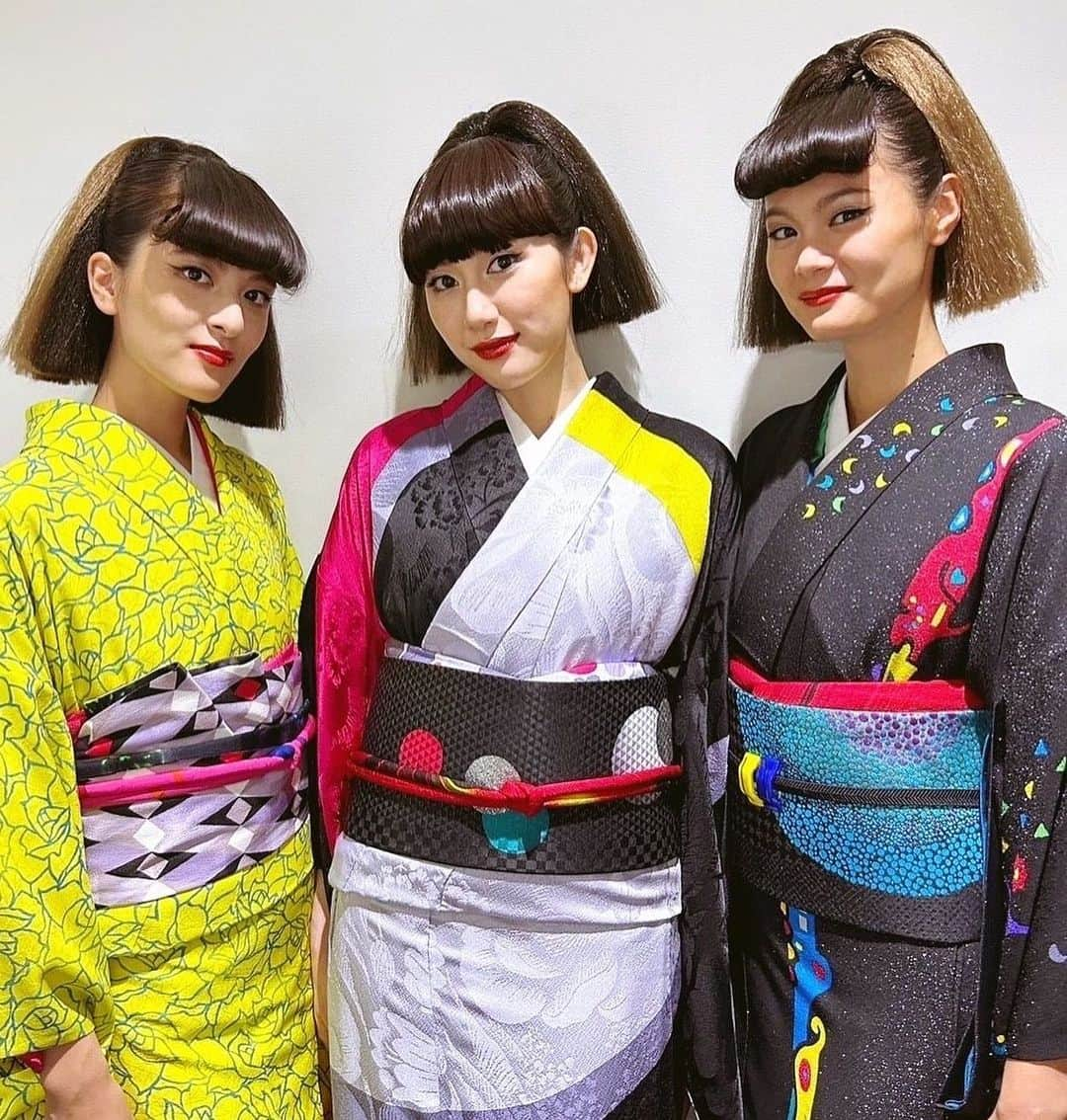 資生堂 のインスタグラム：「2023 TOKYO KIMONO COLLECTION 青野 保夫　@aonokoubou.info    Hair&Makeup by @yumiko.kamada    #kimonomakeup #kimonohair #kimonobeauty #鎌田由美子 #yumikokamada #tokyokimonocollection」