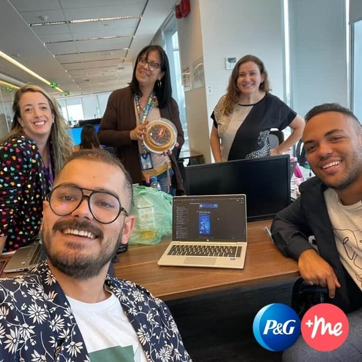 P&G（Procter & Gamble）のインスタグラム：「Learning leads to growth! 🌟 At P&G, employees are encouraged to explore a range of experiences and possibilities to learn, grow, succeed and thrive.  Arthur Bitencourt Dreger says he is “motivated by being part of something bigger than myself.” He believes that in order to grow, you need to first learn, and he finds growth through trainings and encouragement from the Company.   Tap the link in bio to hear more from Arthur and other employees as they describe in their own words why P&G is an unbeatable place to build a career. #PGandMe」