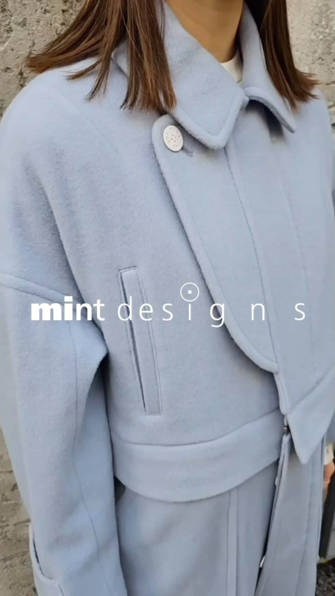 ミントデザインズのインスタグラム：「. -SHORT- LONG JACKET-  ミントデザインズ定番のウールコートが、今年は一味違ったデザインで登場!! 重厚感のあるロングコートは、ウエスト部分にジップが付いていて、切り離すとショートジャケットに。 2WAYで一枚で長いシーズン楽しめる、モッサ生地のあたたかいウールコートです。  #mintdesigns #ミントデザインズ #2023aw」