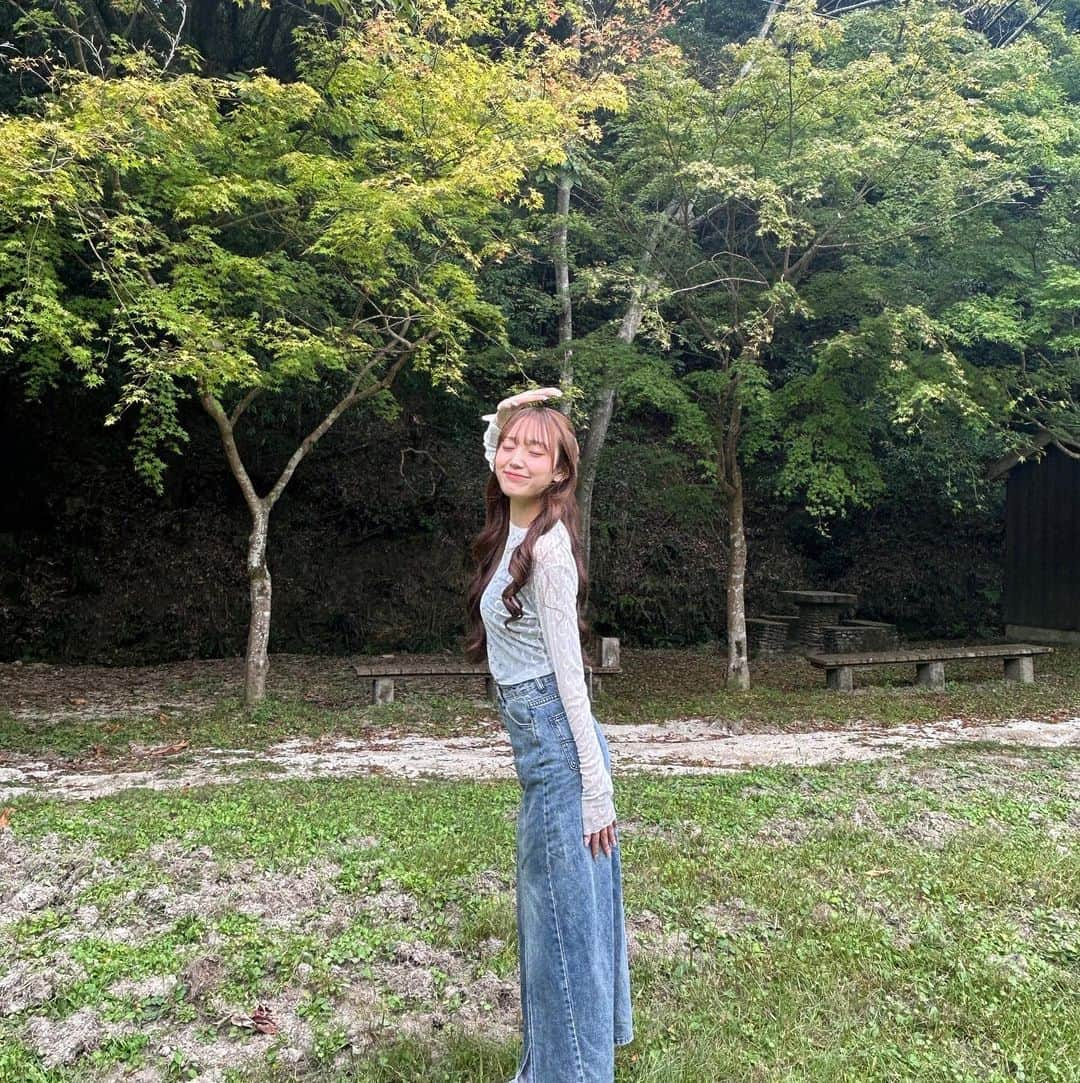 山崎美優（みゆ）のインスタグラム：「TGC北九州前日に福岡満喫してきました🌳🩵  福岡県おすすめのワンヘルススポット「ワンヘルスの森」と新日本三大夜景の一つの皿倉山に行ってきました☺︎  どちらも最高すぎました。🫶🏻 紅葉の季節、夜景の皿倉山またいつか絶対行く。☺︎  #PR #ワンヘルスの森 #皿倉山 #北九州市 #福岡県周遊 #TGC北九州」